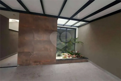 Casa, 3 quartos, 182 m² - Foto 2