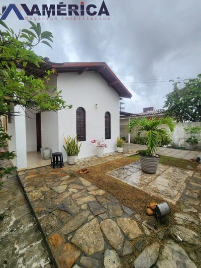 Casa, 2 quartos, 240 m² - Foto 1