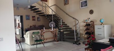Sobrado, 3 quartos, 368 m² - Foto 1