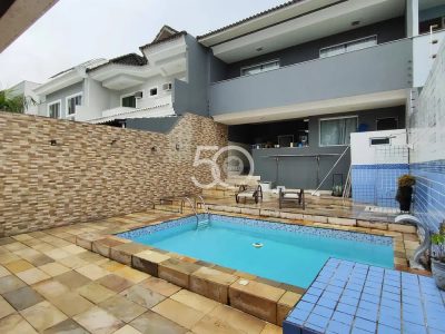Casa, 5 quartos, 200 m² - Foto 1
