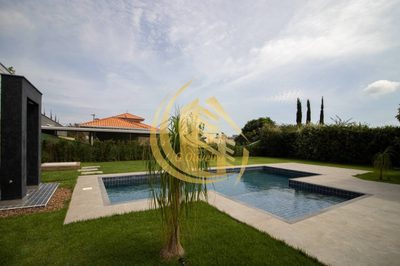 Casa, 4 quartos, 330 m² - Foto 1