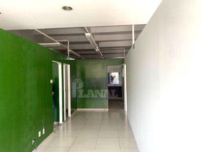 Loja-Salão, 200 m² - Foto 1