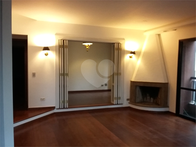 Apartamento, 3 quartos, 155 m² - Foto 1