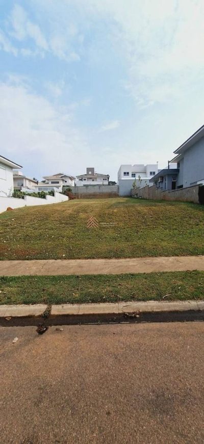 Loteamento e Condomínio, 560 m² - Foto 2