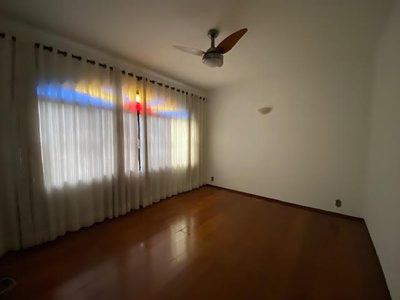 Casa, 4 quartos, 281 m² - Foto 1