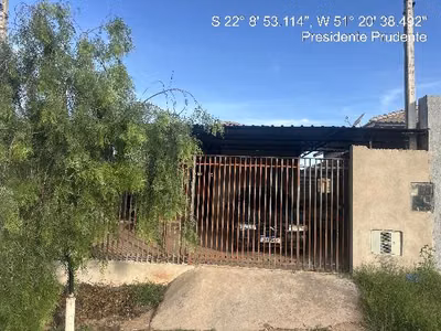Casa, 2 quartos, 160 m² - Foto 1
