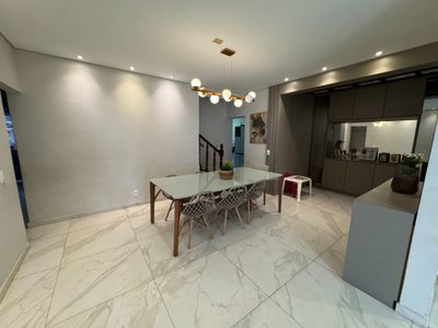Casa, 4 quartos, 253 m² - Foto 5