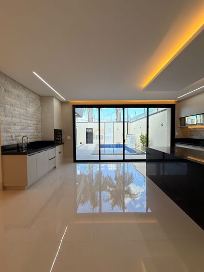Casa, 4 quartos, 220 m² - Foto 3