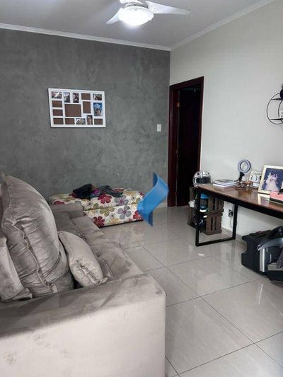 Casa, 3 quartos, 188 m² - Foto 1