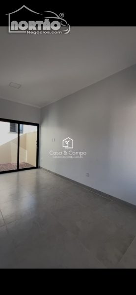 Casa, 4 quartos, 99 m² - Foto 2