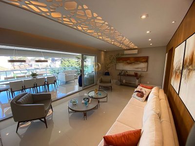 Apartamento, 4 quartos, 221 m² - Foto 2