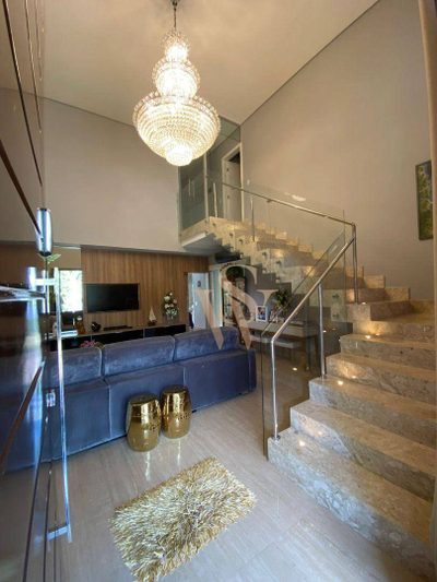Sobrado, 3 quartos, 290 m² - Foto 1