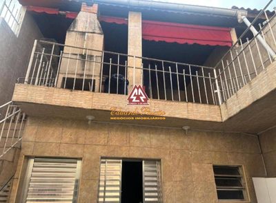 Sobrado, 3 quartos, 150 m² - Foto 1