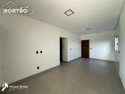 Casa, 2 quartos, 82 m² - Foto 3
