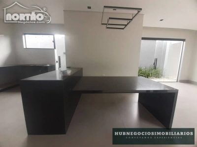 Casa, 4 quartos, 240 m² - Foto 4