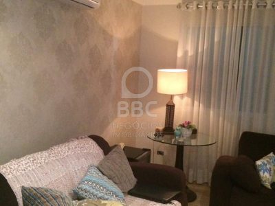 Sobrado, 3 quartos, 238 m² - Foto 1