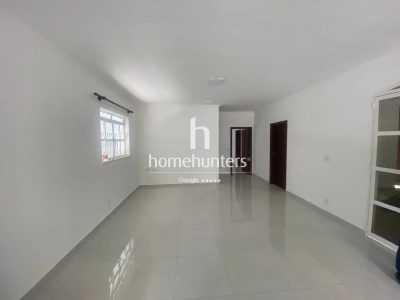 Casa, 1 quarto, 244 m² - Foto 2
