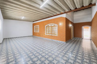 Casa, 2 quartos, 170 m² - Foto 1