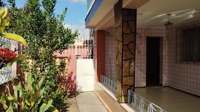 Casa, 6 quartos, 209 m² - Foto 1