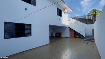Casa, 3 quartos, 183 m² - Foto 1