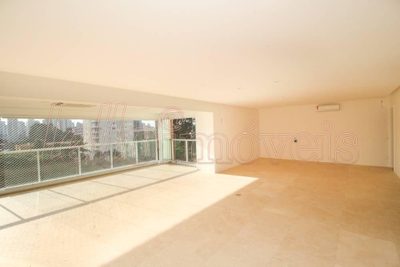 Apartamento, 3 quartos, 258 m² - Foto 1