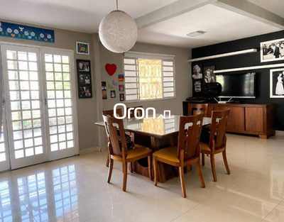 Casa, 4 quartos, 250 m² - Foto 2