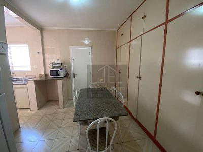 Casa, 3 quartos, 241 m² - Foto 4