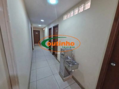 Apartamento, 3 quartos, 131 m² - Foto 2