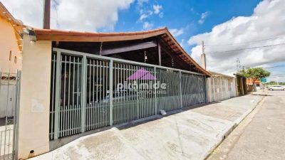 Casa, 3 quartos, 253 m² - Foto 1