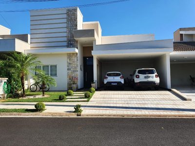 Casa, 3 quartos, 190 m² - Foto 1