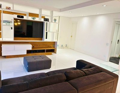 Apartamento, 3 quartos, 200 m² - Foto 2