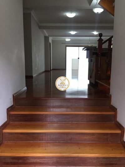 Casa, 4 quartos, 380 m² - Foto 1
