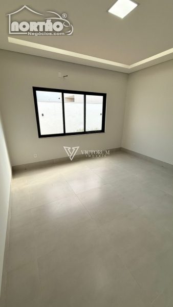 Casa, 3 quartos, 173 m² - Foto 5