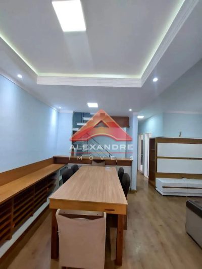 Casa, 4 quartos, 259 m² - Foto 2