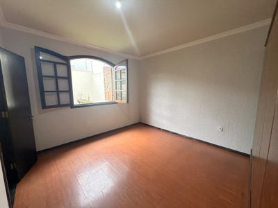 Casa, 4 quartos, 144 m² - Foto 4