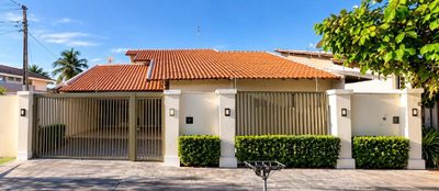 Casa, 3 quartos, 260 m² - Foto 1