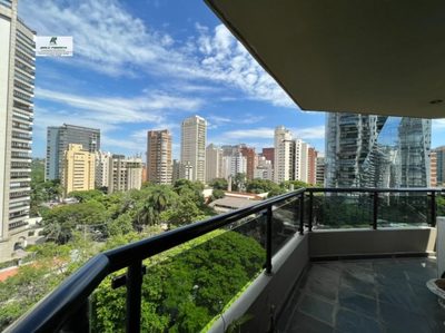 Apartamento, 3 quartos, 220 m² - Foto 1