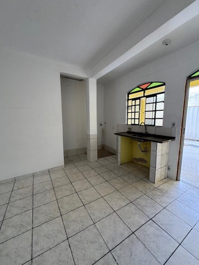 Casa, 3 quartos, 100 m² - Foto 2