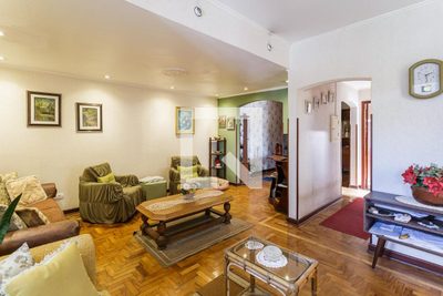 Casa, 3 quartos, 220 m² - Foto 2