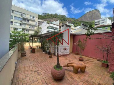 Cobertura, 3 quartos, 240 m² - Foto 2