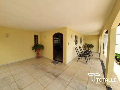 Casa, 3 quartos, 265 m² - Foto 2