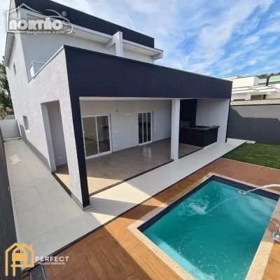 Casa, 4 quartos, 206 m² - Foto 1