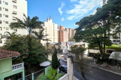 Apartamento, 3 quartos, 100 m² - Foto 1