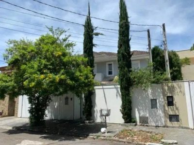 Casa, 3 quartos, 250 m² - Foto 1