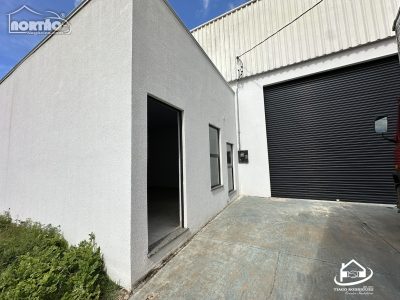 Casa, 1 quarto, 447 m² - Foto 2