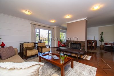 Casa, 4 quartos, 286 m² - Foto 1