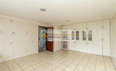 Casa, 3 quartos, 200 m² - Foto 2