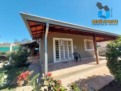 Casa, 4 quartos, 170 m² - Foto 1