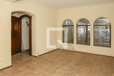 Casa, 3 quartos, 245 m² - Foto 4