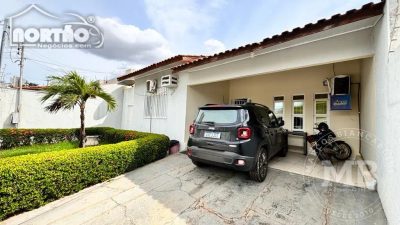 Casa, 4 quartos, 237 m² - Foto 2